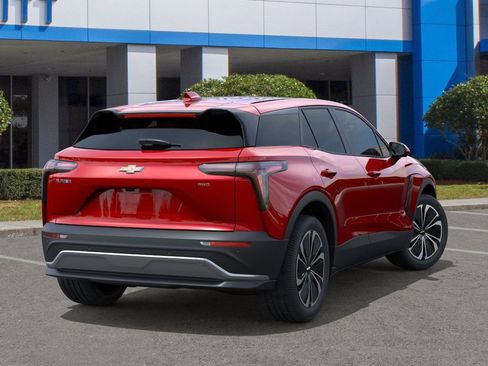 New 2026 Chevrolet Blazer EV LT image 4