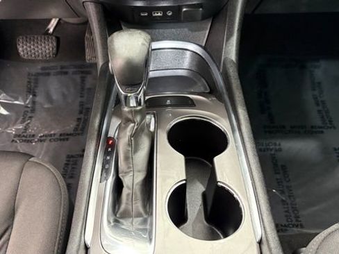 Used 2021 Chevrolet Malibu LT image 39