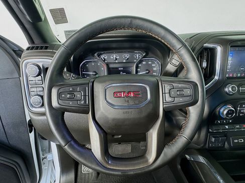 Used 2023 GMC Sierra 2500 AT4 w/ Gooseneck/5TH Wheel Package image 11