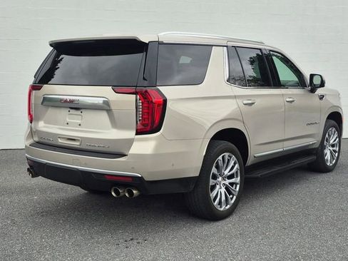 Used 2024 GMC Yukon Denali w/ Advanced Technology Package AWD/4WD image 21