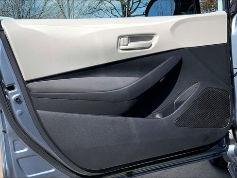 Used 2024 Toyota Corolla LE image 21