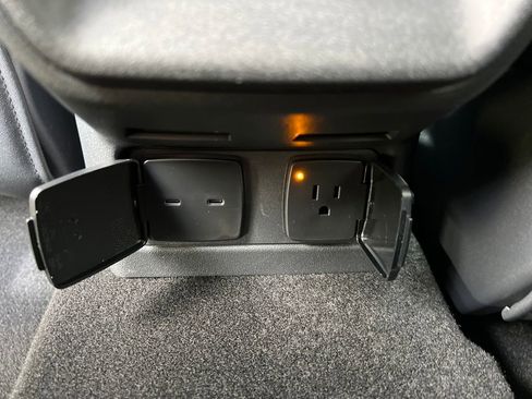 New 2025 Ford Bronco Raptor w/ Interior Carbon Fiber Pack image 40