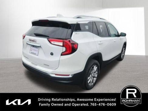 Used 2022 GMC Terrain SLT w/ Tech Package AWD/4WD image 5