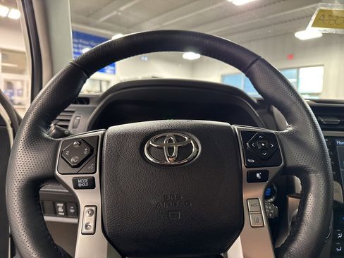 Used 2023 Toyota 4Runner Limited image 19