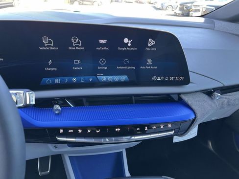 New 2026 Cadillac Optiq Sport 1 image 25