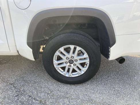 Used 2023 Toyota Tundra SR5 w/ SR5 Premium Package RWD image 9