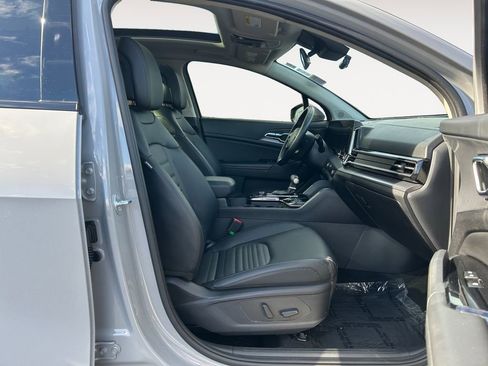 Used 2024 Kia Sportage SX AWD/4WD image 11