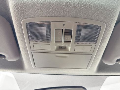 Used 2010 MAZDA MAZDA3 s Sport image 19