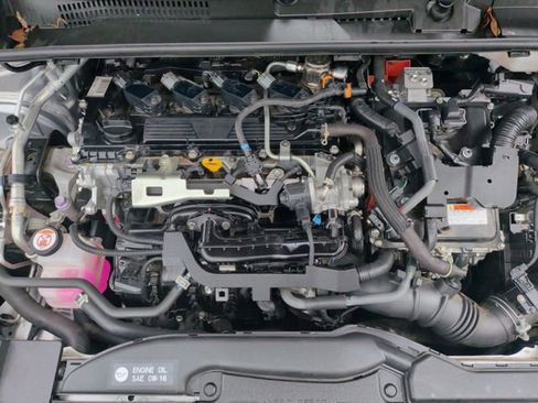 Used 2023 Toyota Prius LE FWD image 32