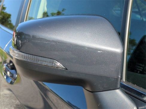 Used 2023 Subaru Crosstrek 2.5i Limited w/ Moonroof Package image 12