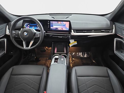 Used 2025 BMW X1 xDrive28i w/ Convenience Package AWD/4WD image 12