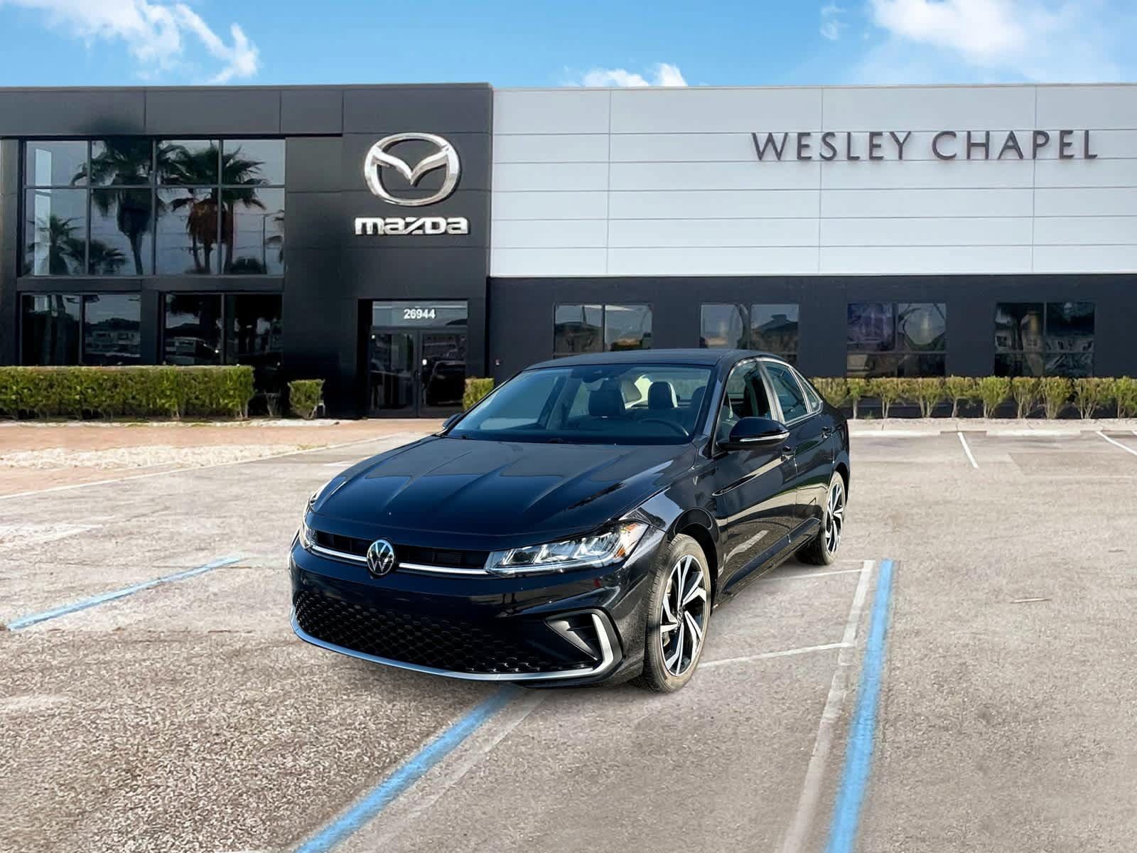 Used 2025 Volkswagen Jetta SEL FWD image 1