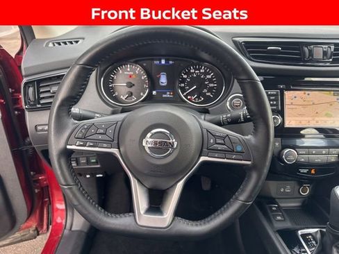 Used 2022 Nissan Rogue Sport SL image 12