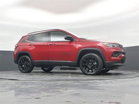 New 2026 Jeep Compass Latitude image 37