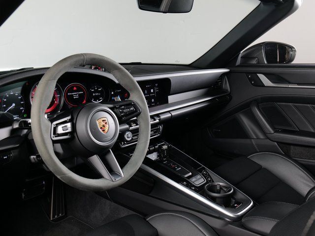 Certified 2024 Porsche 911 Targa 4 GTS AWD/4WD image 4