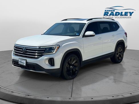 Certified 2024 Volkswagen Atlas SE AWD/4WD image 5