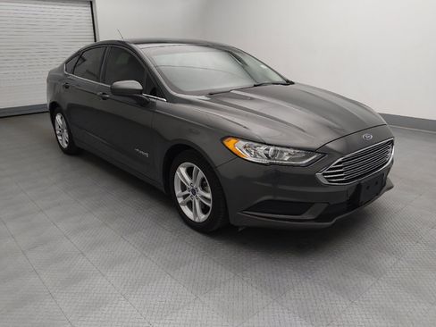 Used 2018 Ford Fusion S FWD image 11
