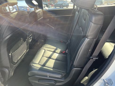 Used 2021 Jeep Grand Cherokee L Overland image 9