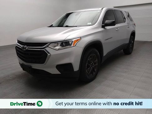 Used 2020 Chevrolet Traverse LS FWD image 1