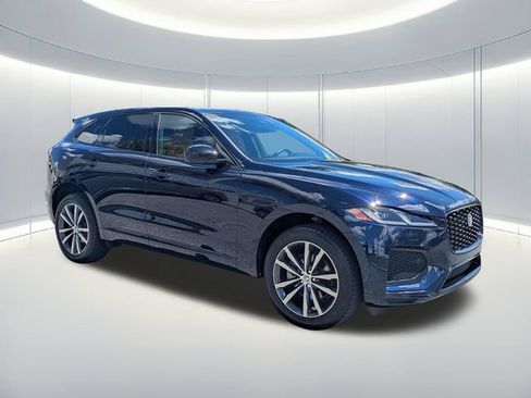 Used 2025 Jaguar F-PACE R-Dynamic S AWD/4WD image 8