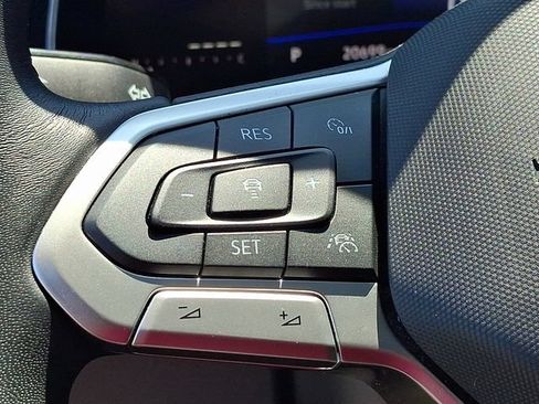Used 2023 Volkswagen Jetta SE FWD image 22