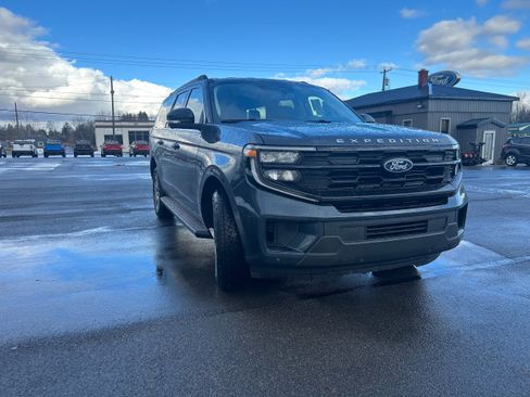 New 2026 Ford Expedition Max Active image 5