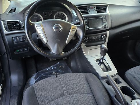 Used 2015 Nissan Sentra SV w/ Style Package FWD image 5