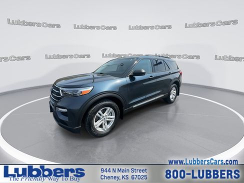 Used 2022 Ford Explorer XLT w/ Equipment Group 202A AWD/4WD image 4