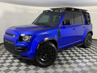 Used 2025 Land Rover Defender 110 AWD/4WD video 1