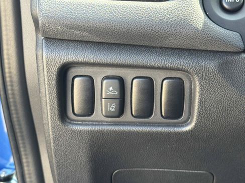 Used 2022 Mitsubishi Outlander Sport ES FWD image 16
