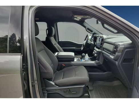 Used 2025 Ford F150 XLT w/ Equipment Group 302A MID RWD image 19