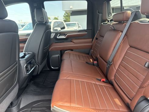 New 2026 GMC Sierra 2500 Denali Ultimate AWD/4WD image 6