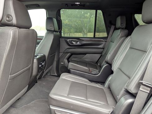 Used 2023 Chevrolet Tahoe Z71 w/ Luxury Package image 15