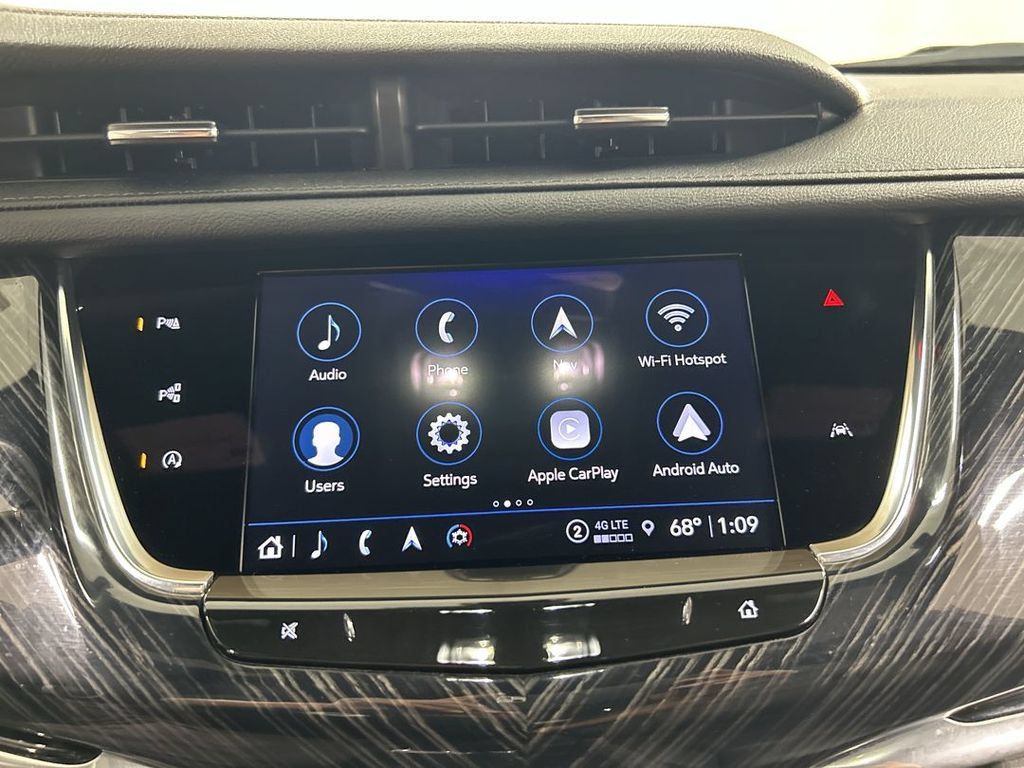 Used 2023 Cadillac XT6 Premium Luxury w/ Technology Package AWD/4WD image 14