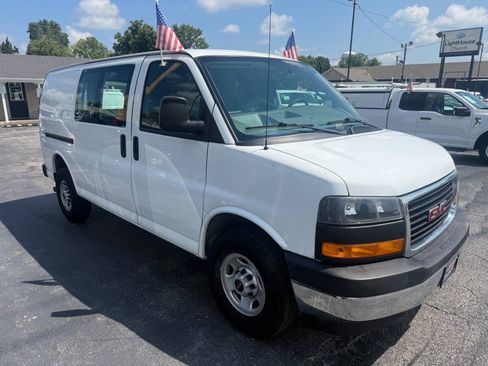 Used 2019 GMC Savana 2500 w/ Driver Convenience Package RWD image 4