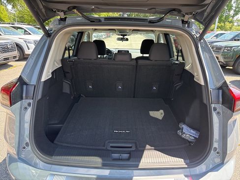 New 2026 Nissan Rogue SV w/ Cold Weather Package FWD image 15