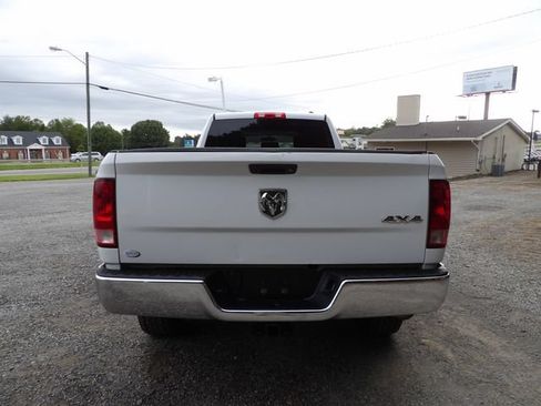 Used 2012 RAM 2500 ST w/ Chrome Appearance Group AWD/4WD image 4