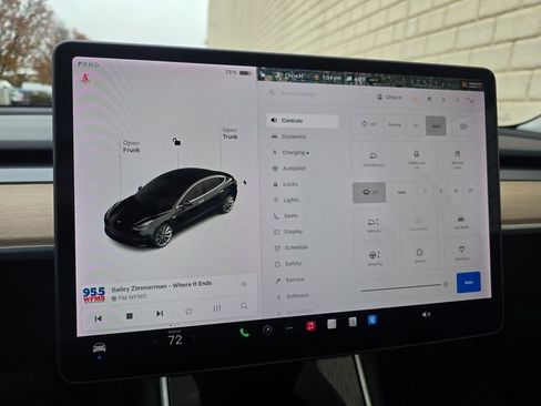 Used 2018 Tesla Model 3 Long Range image 40