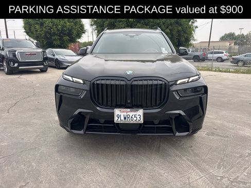 Used 2024 BMW X7 xDrive40i w/ M Sport Package image 9