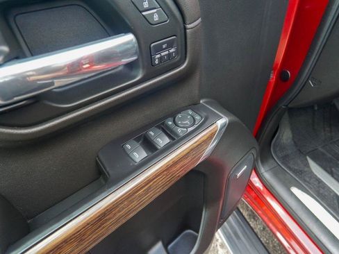 Used 2019 Chevrolet Silverado 1500 High Country w/ Technology Package AWD/4WD image 20