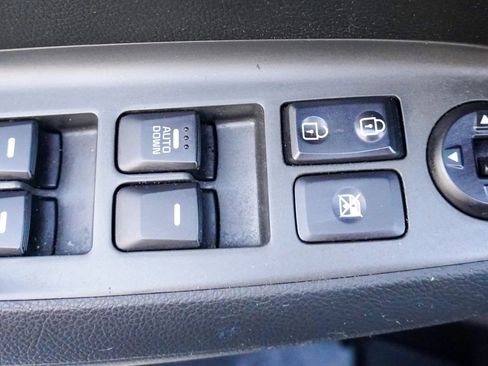 Used 2018 Kia Forte LX image 34