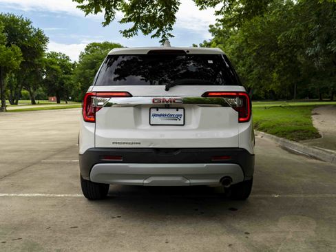 Used 2021 GMC Acadia SLE FWD image 8