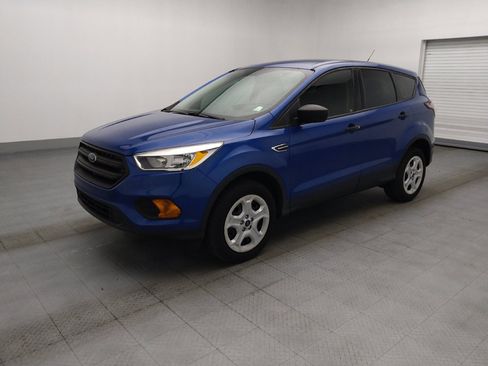 Used 2017 Ford Escape S FWD image 2