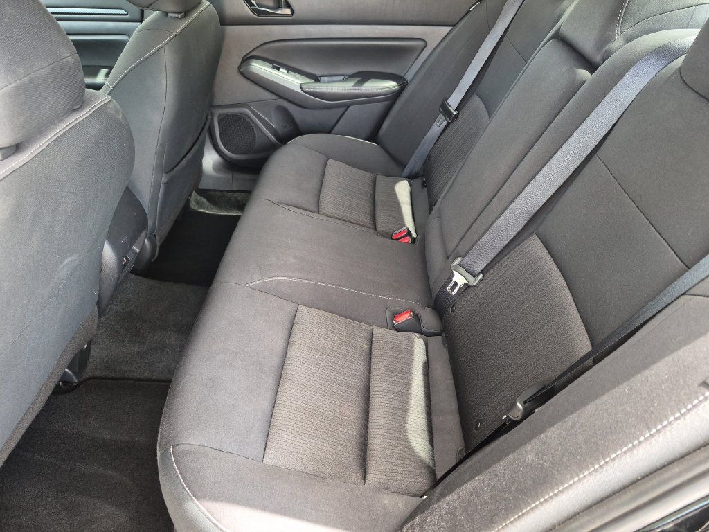 Certified 2025 Nissan Altima 2.5 SV FWD image 35