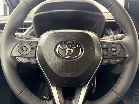 Certified 2026 Toyota Corolla Cross SE image 16