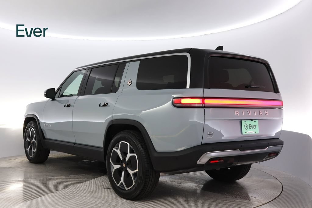 Used 2024 Rivian R1S Adventure Dual AWD/4WD image 17