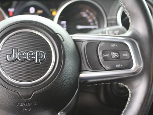 Used 2023 Jeep Wrangler Unlimited Sahara w/ Cold Weather Group AWD/4WD image 15