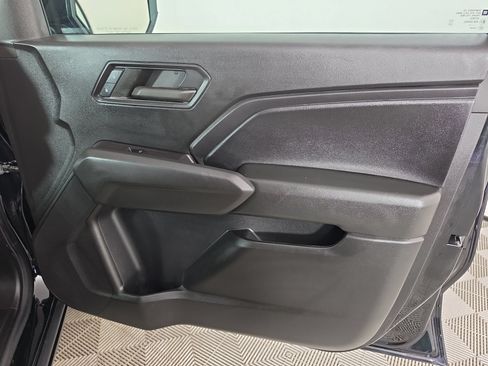 Used 2024 Chevrolet Colorado Trail Boss w/ Technology Package AWD/4WD image 42