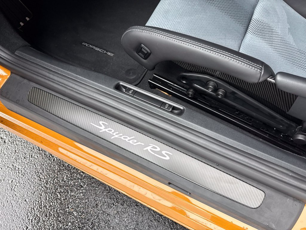 Certified 2024 Porsche 718 Boxster Spyder RS RWD image 10