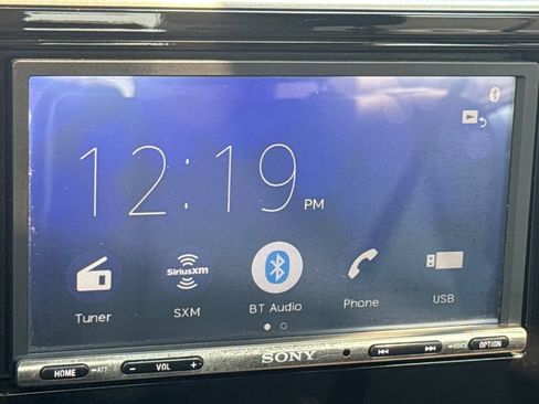 Used 2017 Toyota Corolla SE FWD image 28